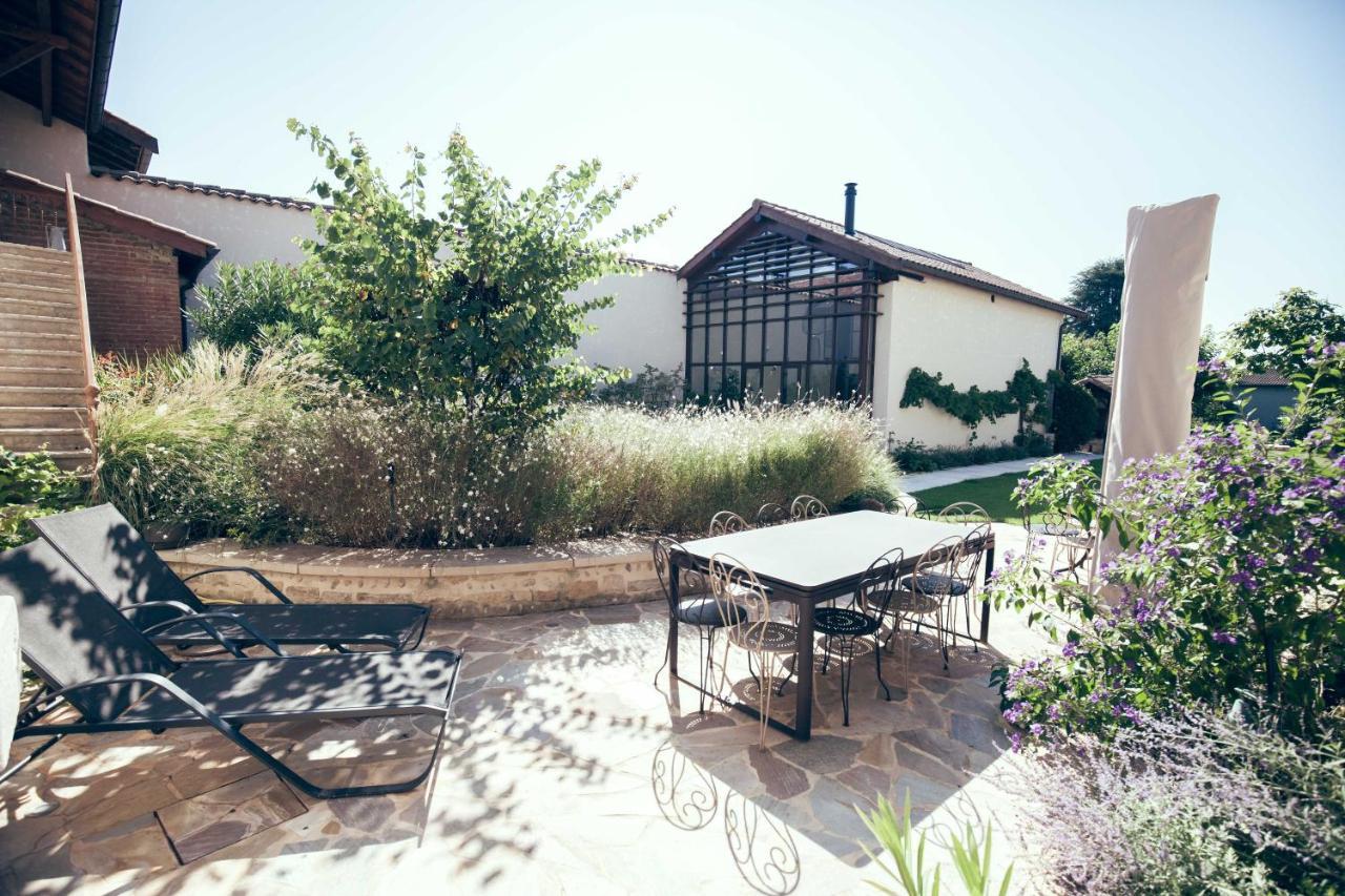 Le Relais De La Godasse Acomodação com café da manhã Reyrieux Exterior foto